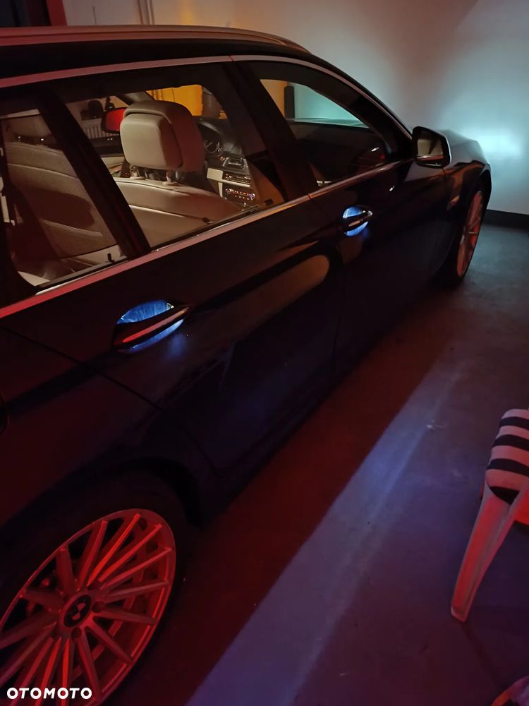 BMW Seria 5 520d - 14