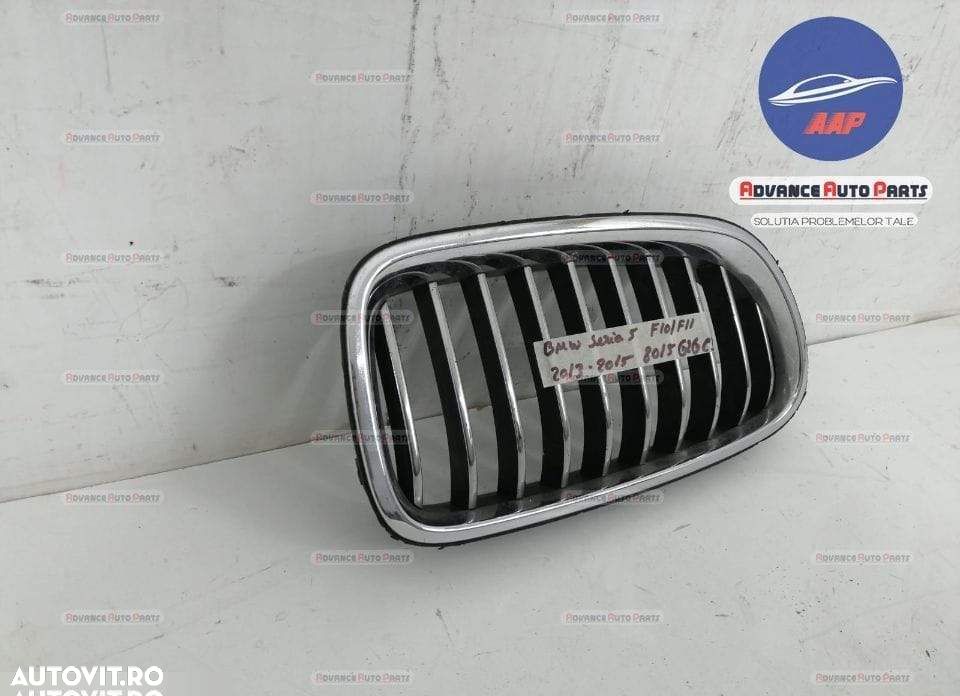 Grila centrala dreapta originala BMW Seria 5 F10 [facelift] 2013 2014 - 2