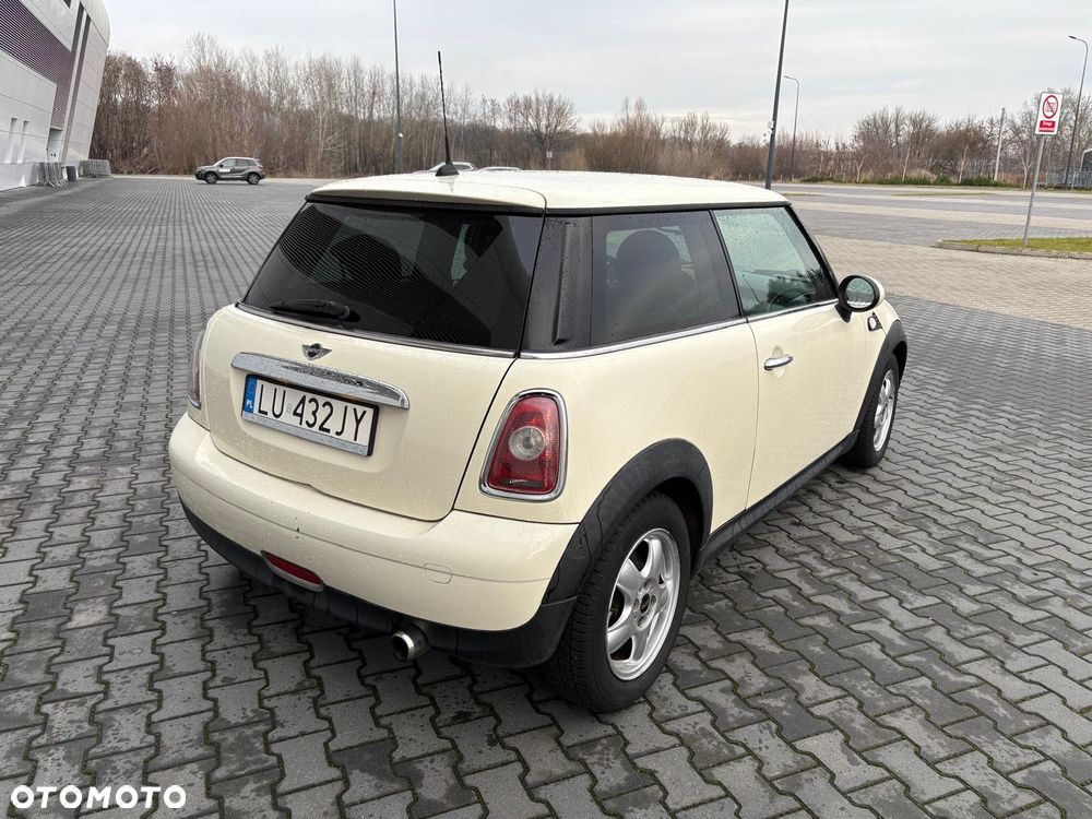 MINI ONE Standard - 5