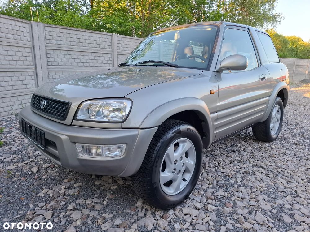 Toyota RAV4 2.0 Special - 26