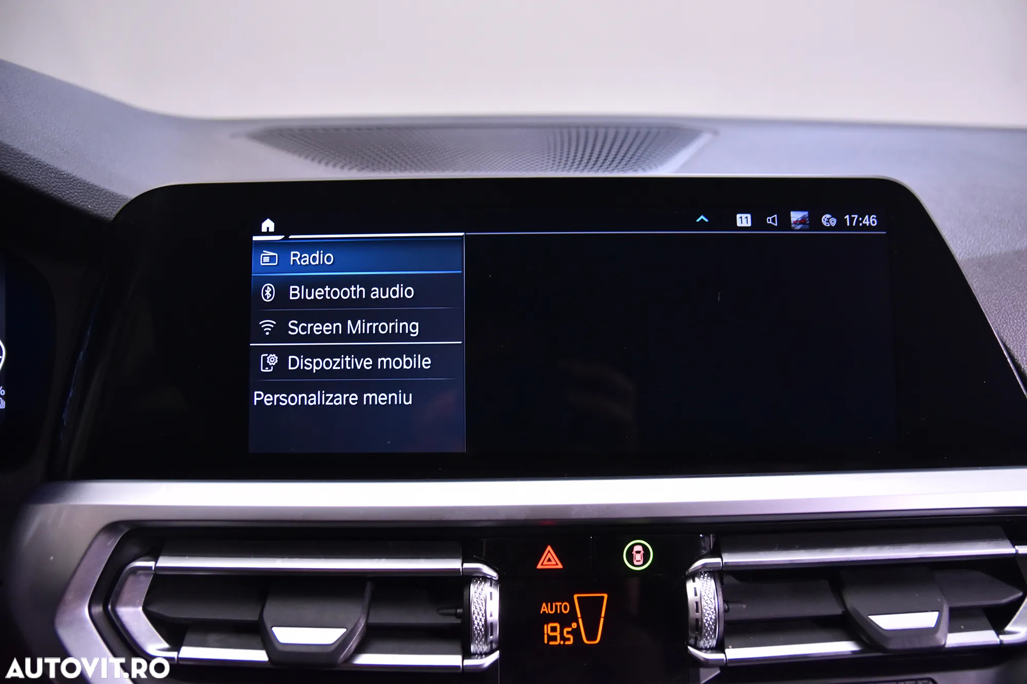 BMW Seria 3 330e Touring Aut. - 19