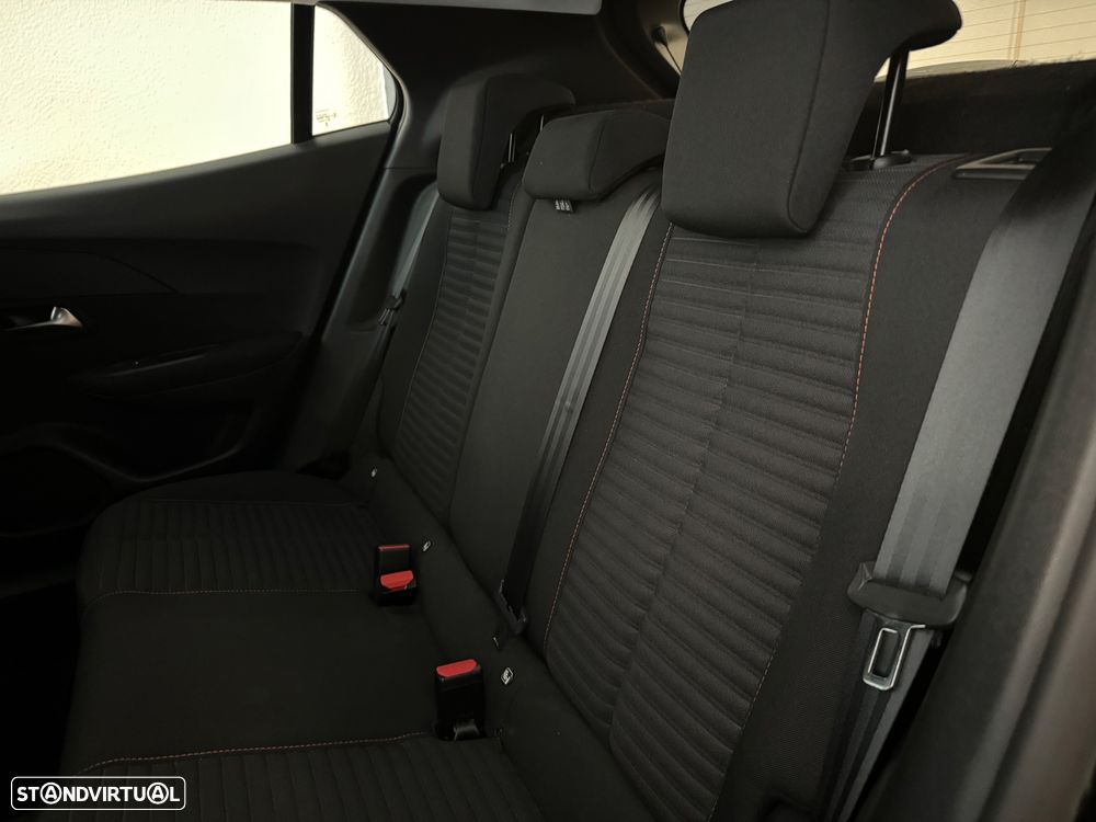 Peugeot 2008 1.2 PureTech Active Pack - 8