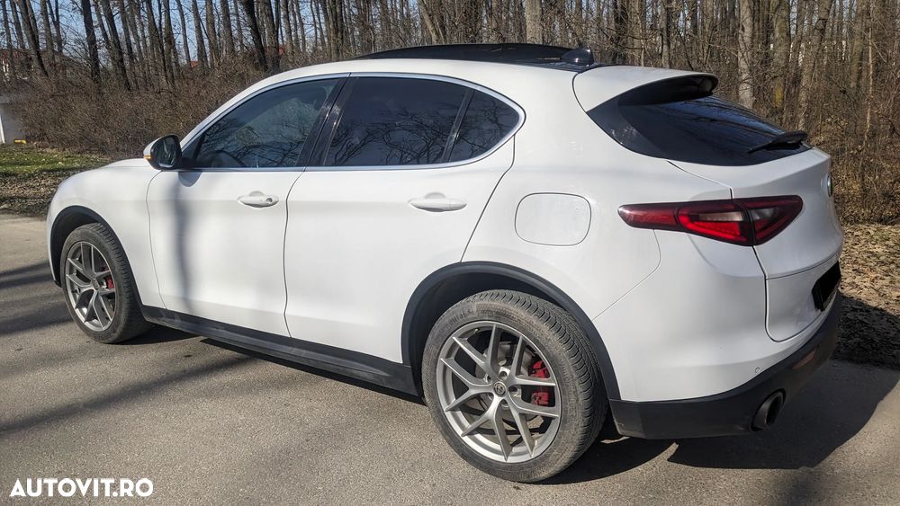 Alfa Romeo Stelvio 2.0 Turbo AWD AT8 First Edition - 2