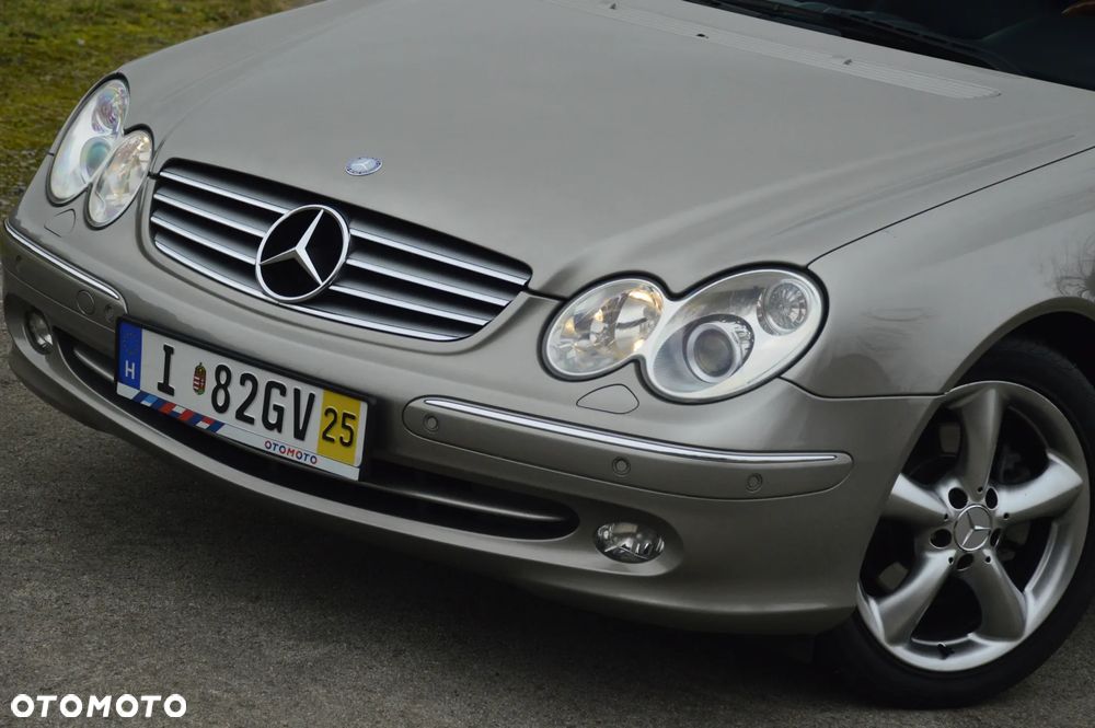 Mercedes-Benz CLK - 4