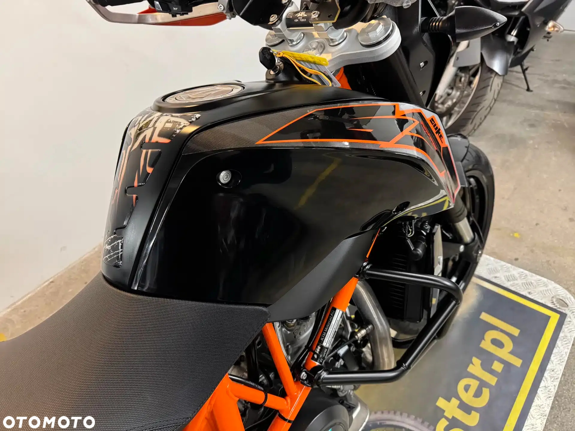 KTM Duke - 17