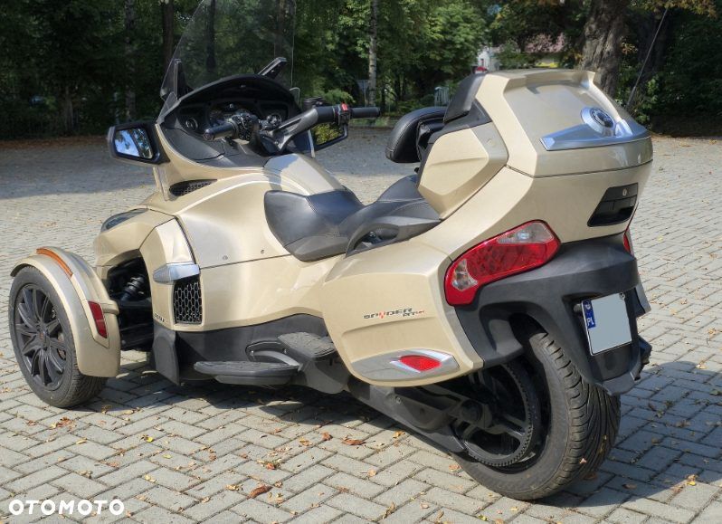 Can-Am Spyder - 7
