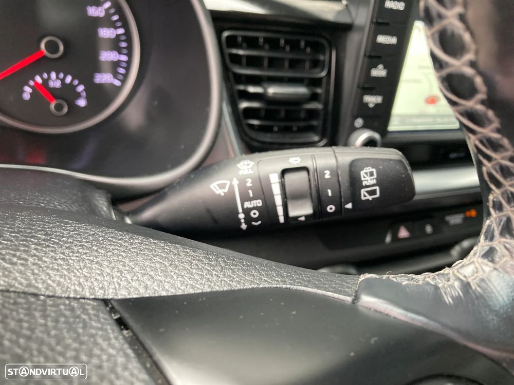 Kia Stonic 1.0 T-GDI DCT OPF Platinum Edition - 19