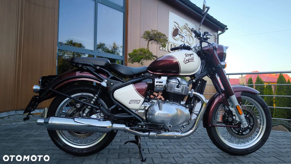 Royal Enfield Classic - 10
