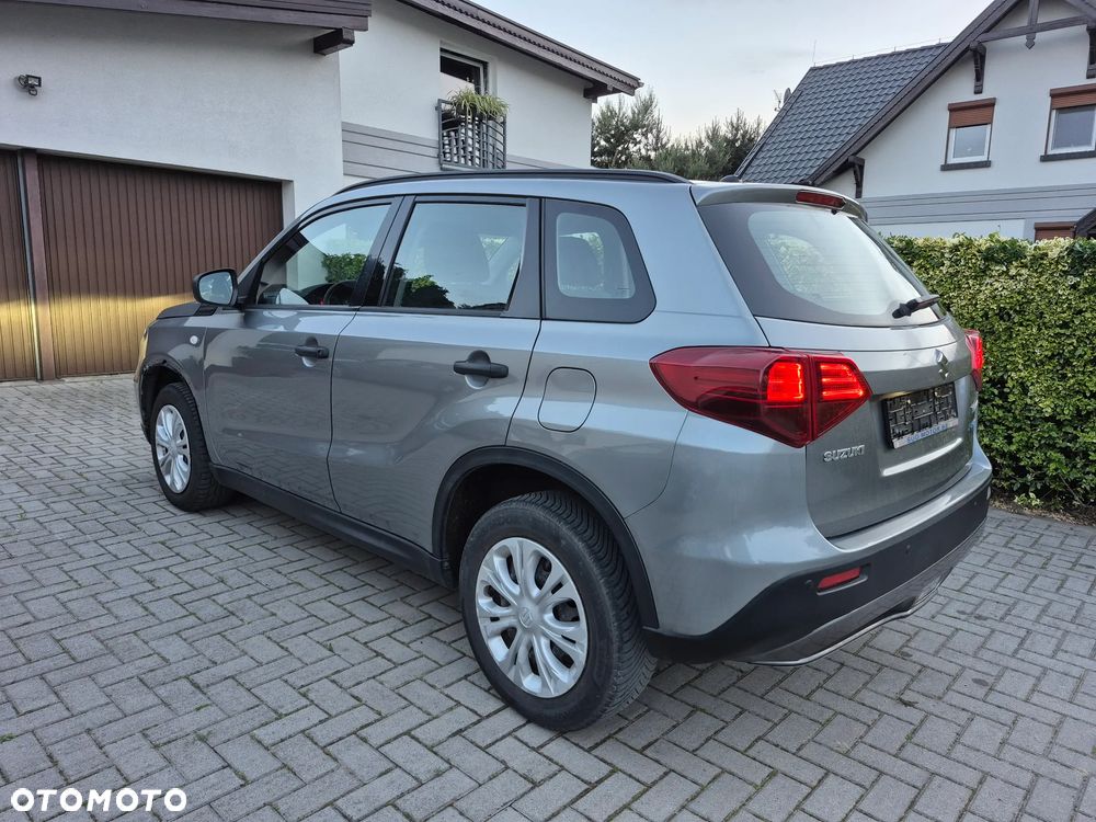 Suzuki Vitara - 23