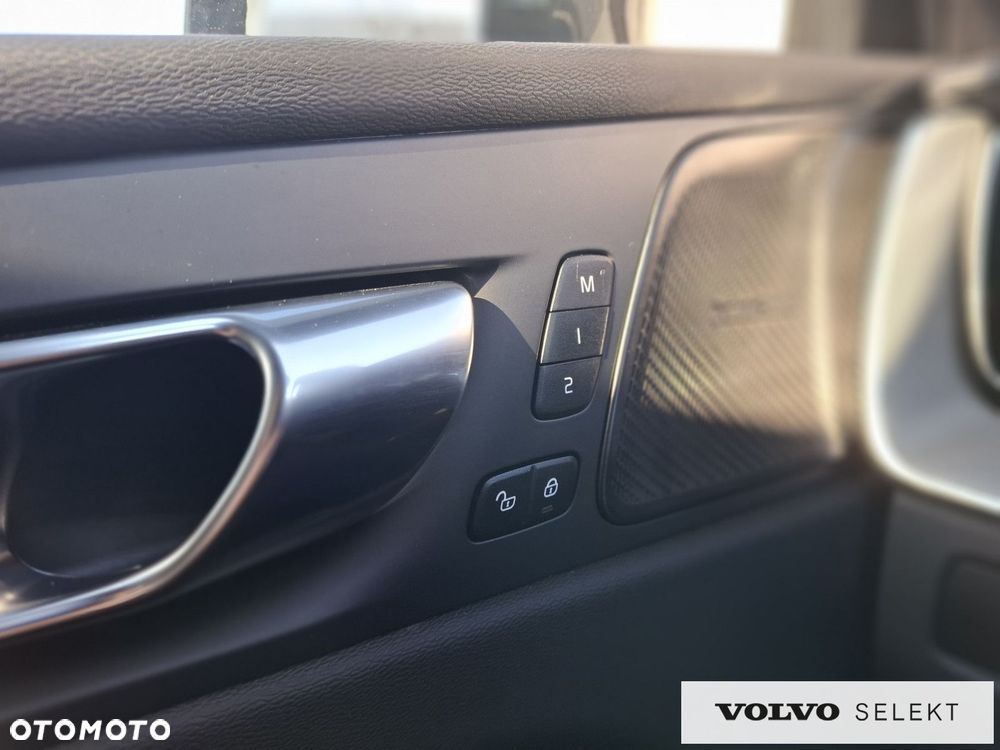 Volvo XC 60 - 34