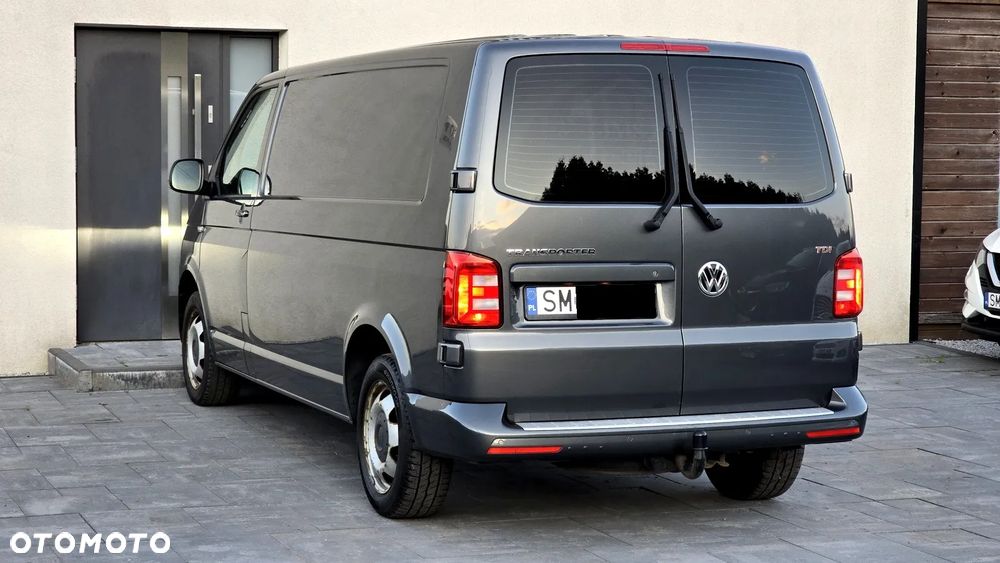 Volkswagen Transporter - 12
