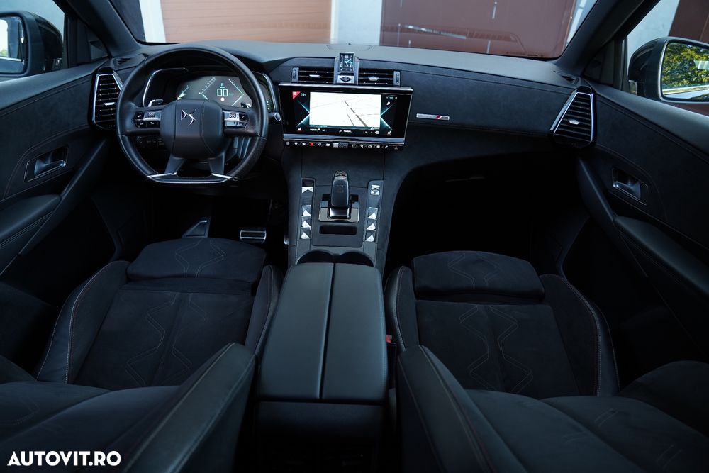 Citroën DS7 Crossback 4x4 PERFORMANCE LINE + - 22