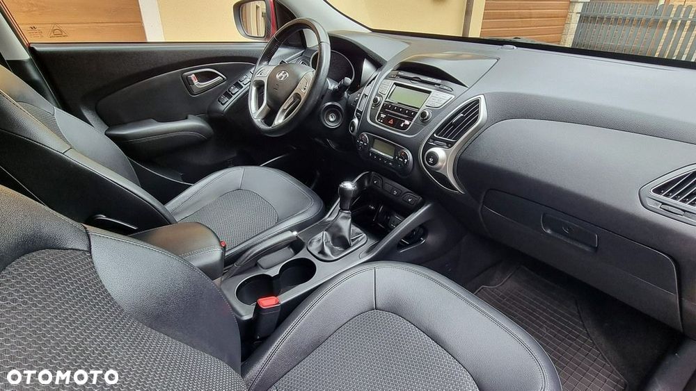 Hyundai ix35 - 12