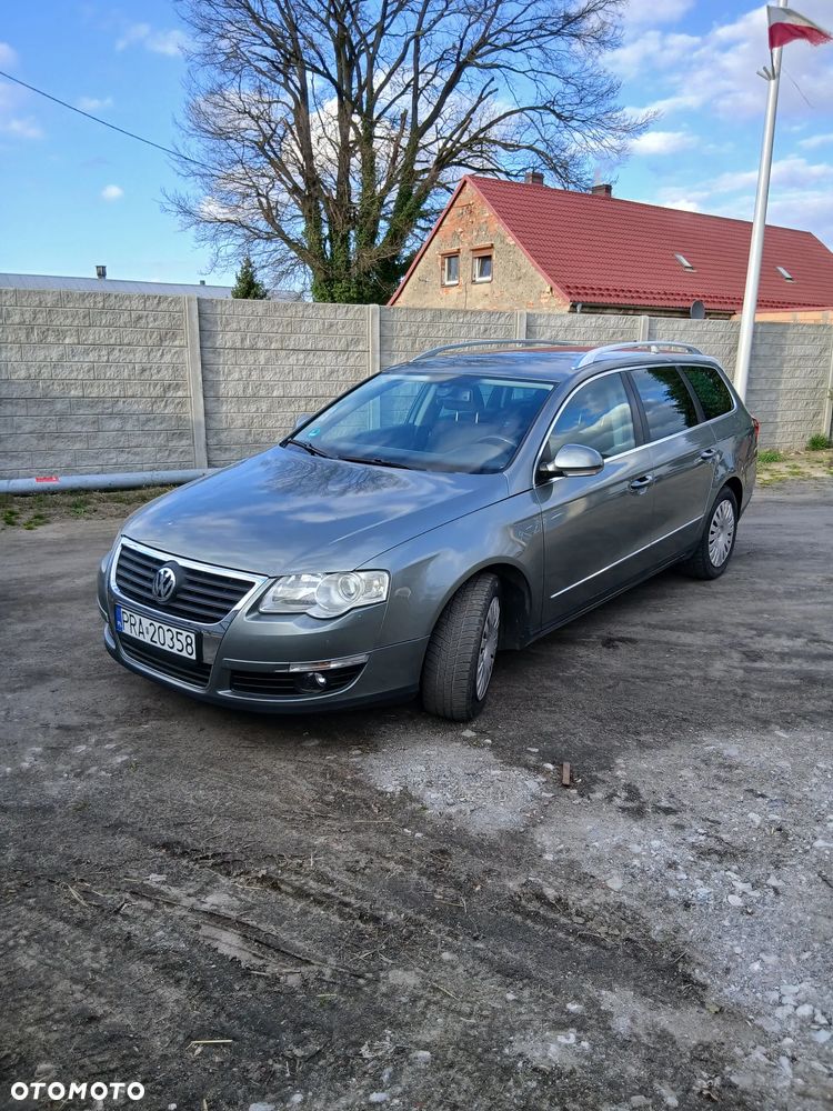 Volkswagen Passat 2.0 TDI DPF BlueMotion Technology Comfortline - 1