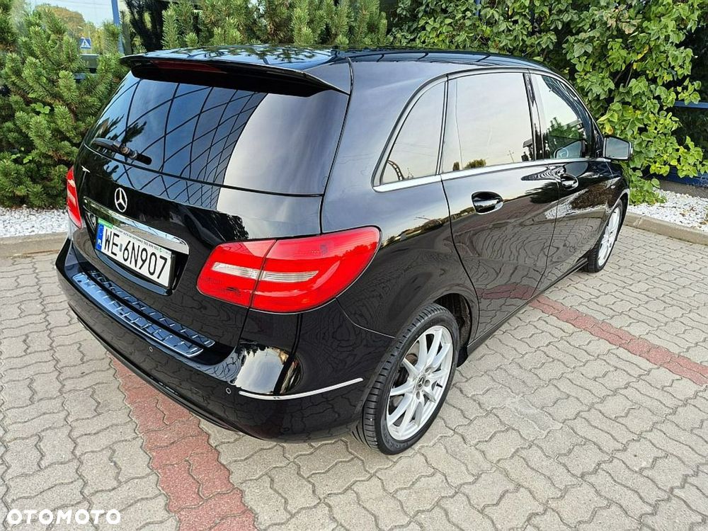 Mercedes-Benz Klasa B 180 - 17