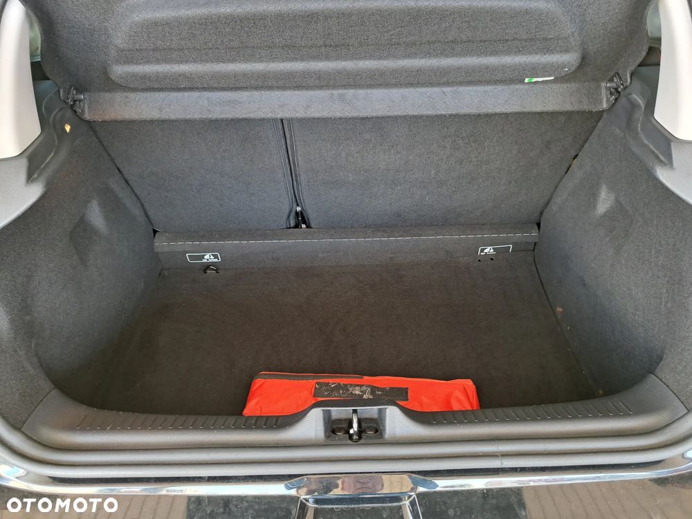 Renault Clio - 29