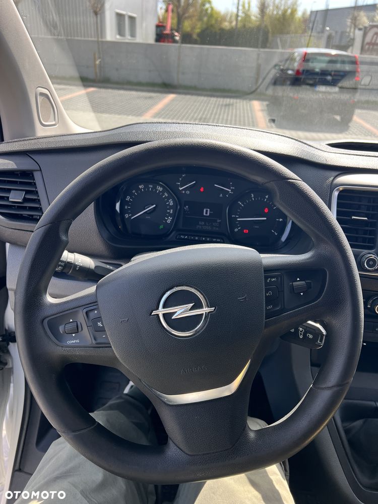 Opel Vivaro - 14