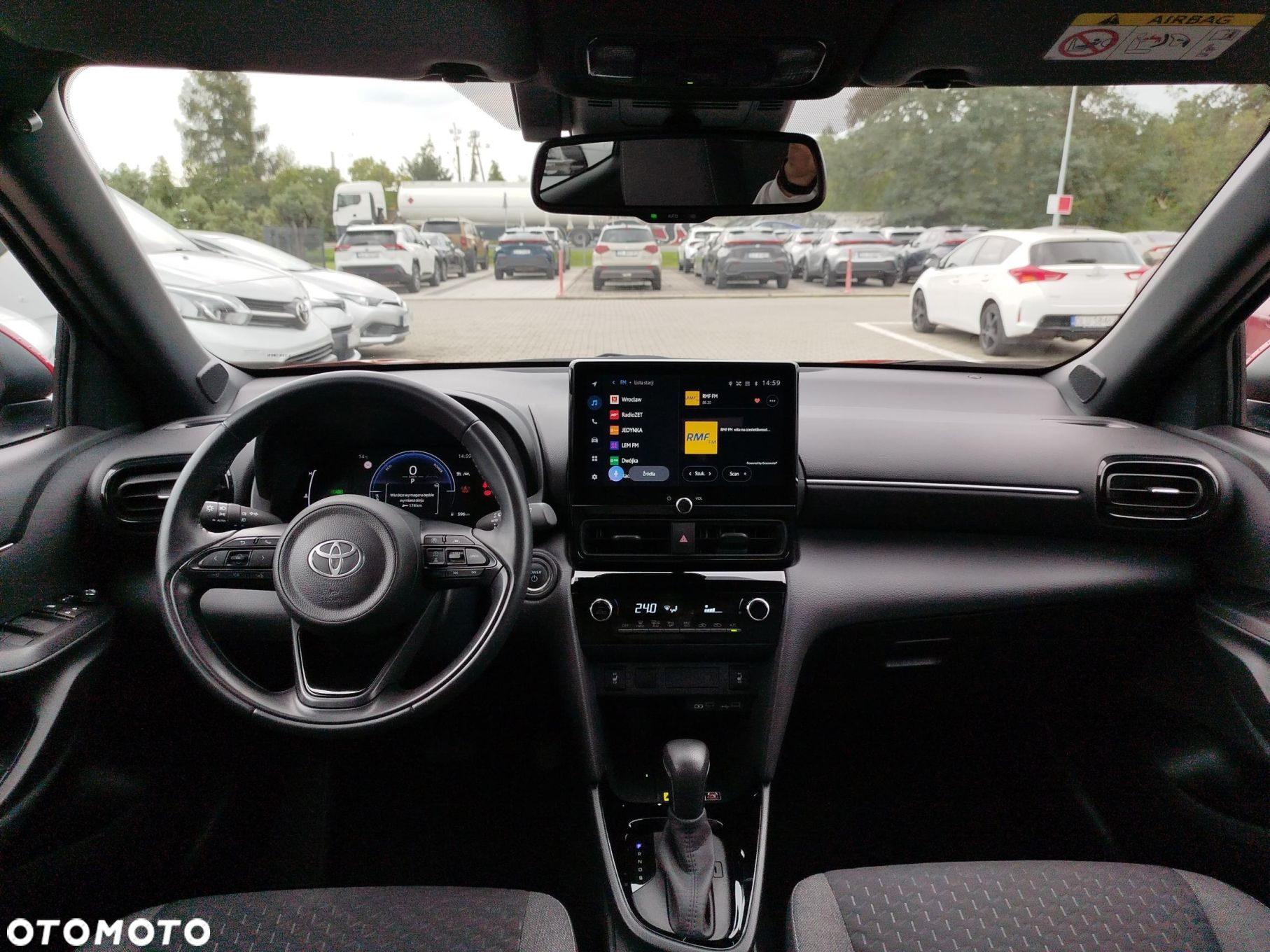 Toyota Yaris Cross - 12