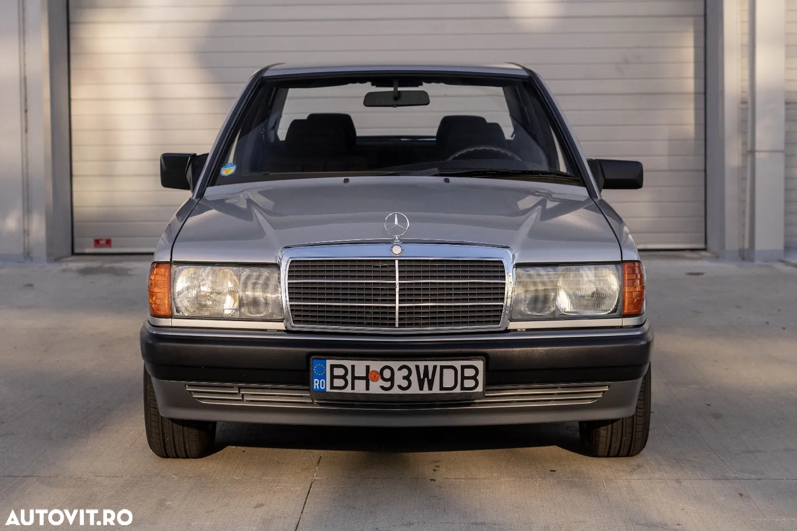 Mercedes-Benz 190 - 2