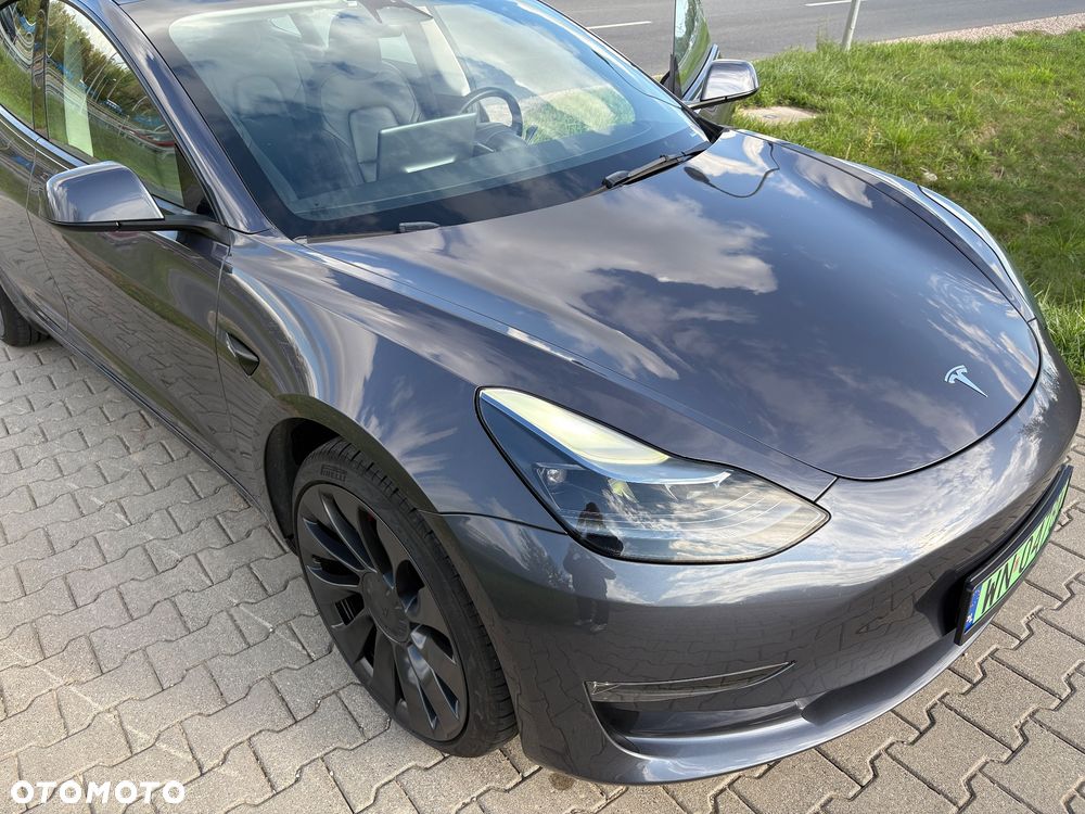 Tesla Model 3 - 28