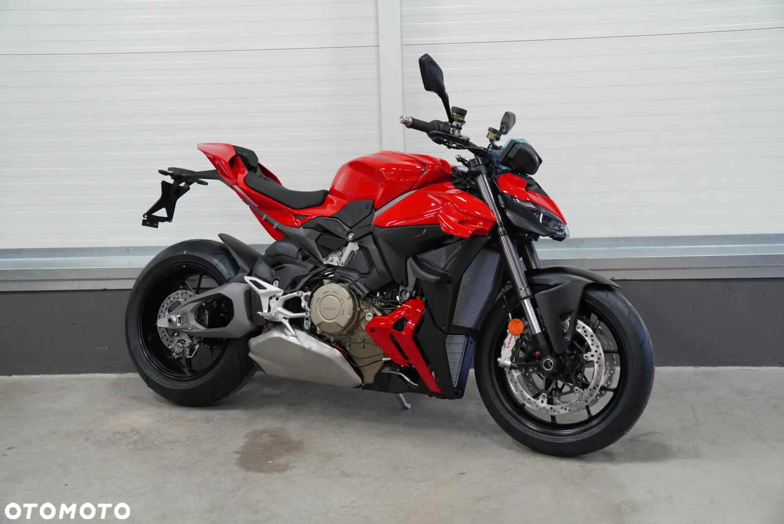 Ducati Streetfighter V4 - 8