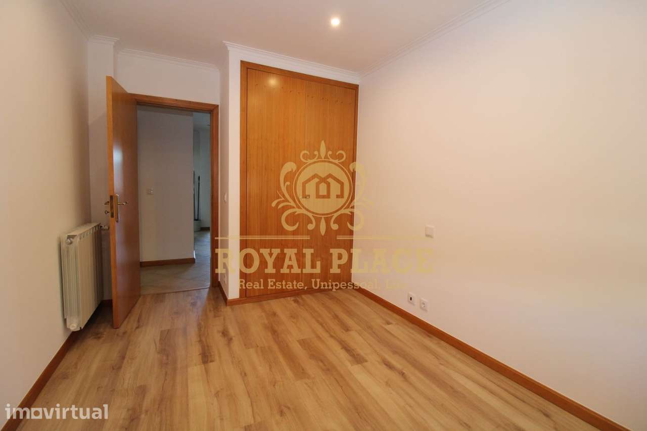 Apartamento T2 Arrifana - ARRENDAMENTO - Grande imagem: 5/20