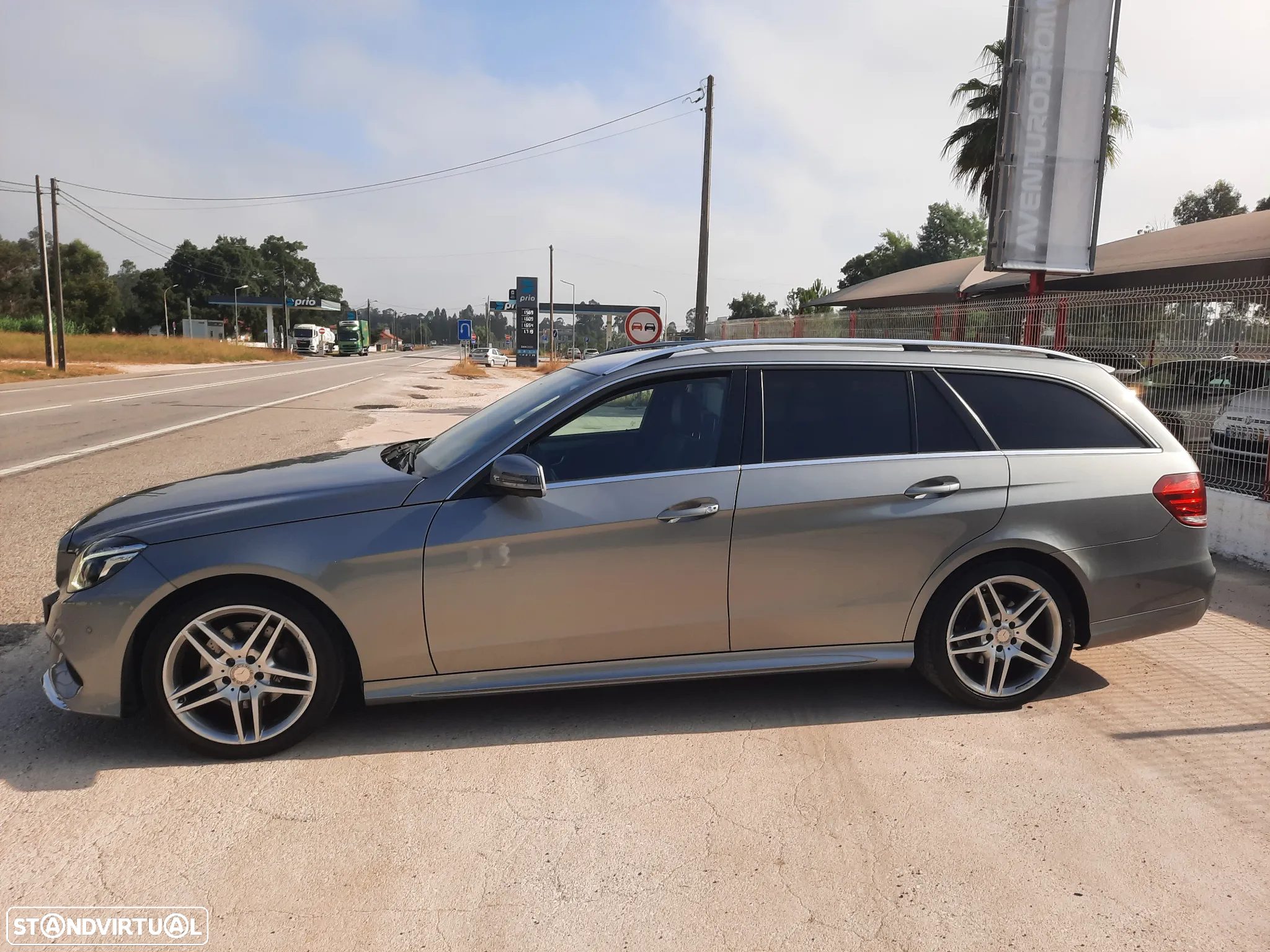Mercedes-Benz E 300 Bluetec Hybrid Avantgarde - 11
