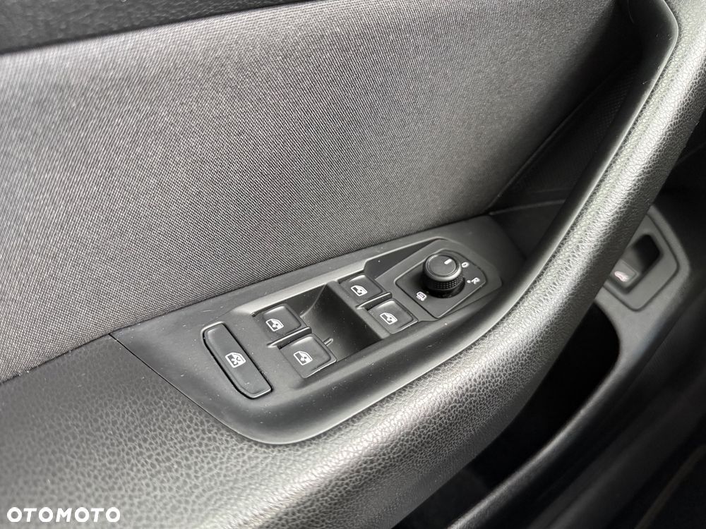 Volkswagen Passat 1.5 TSI EVO Business DSG - 19
