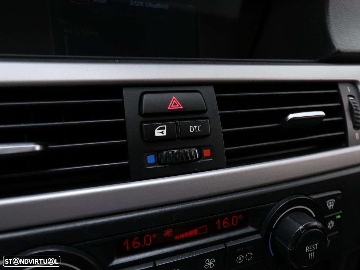BMW 320 d Touring - 19