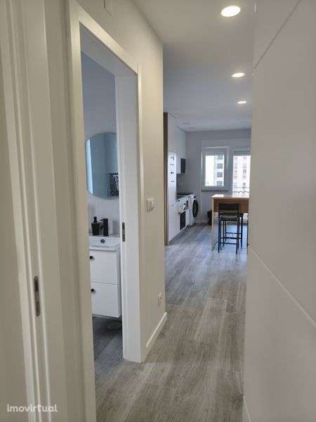 T1 Remodelado na Reboleira PSP, vista soberba óptima exposição solar - Grande imagem: 5/12