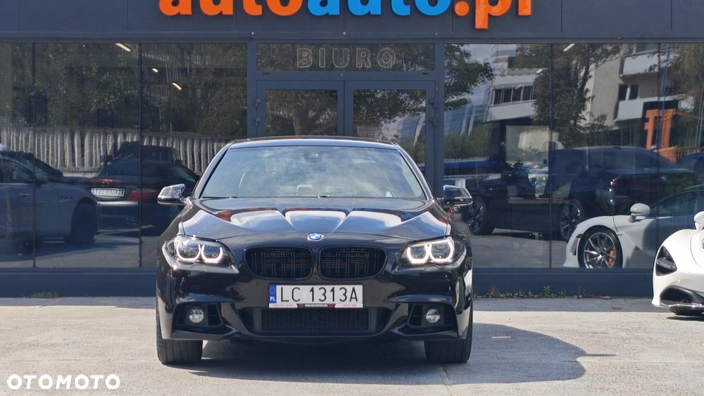 BMW Seria 5 550i xDrive - 2