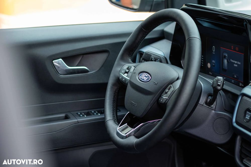 Ford Tourneo Courier 1.0 EcoBoost Active - 18