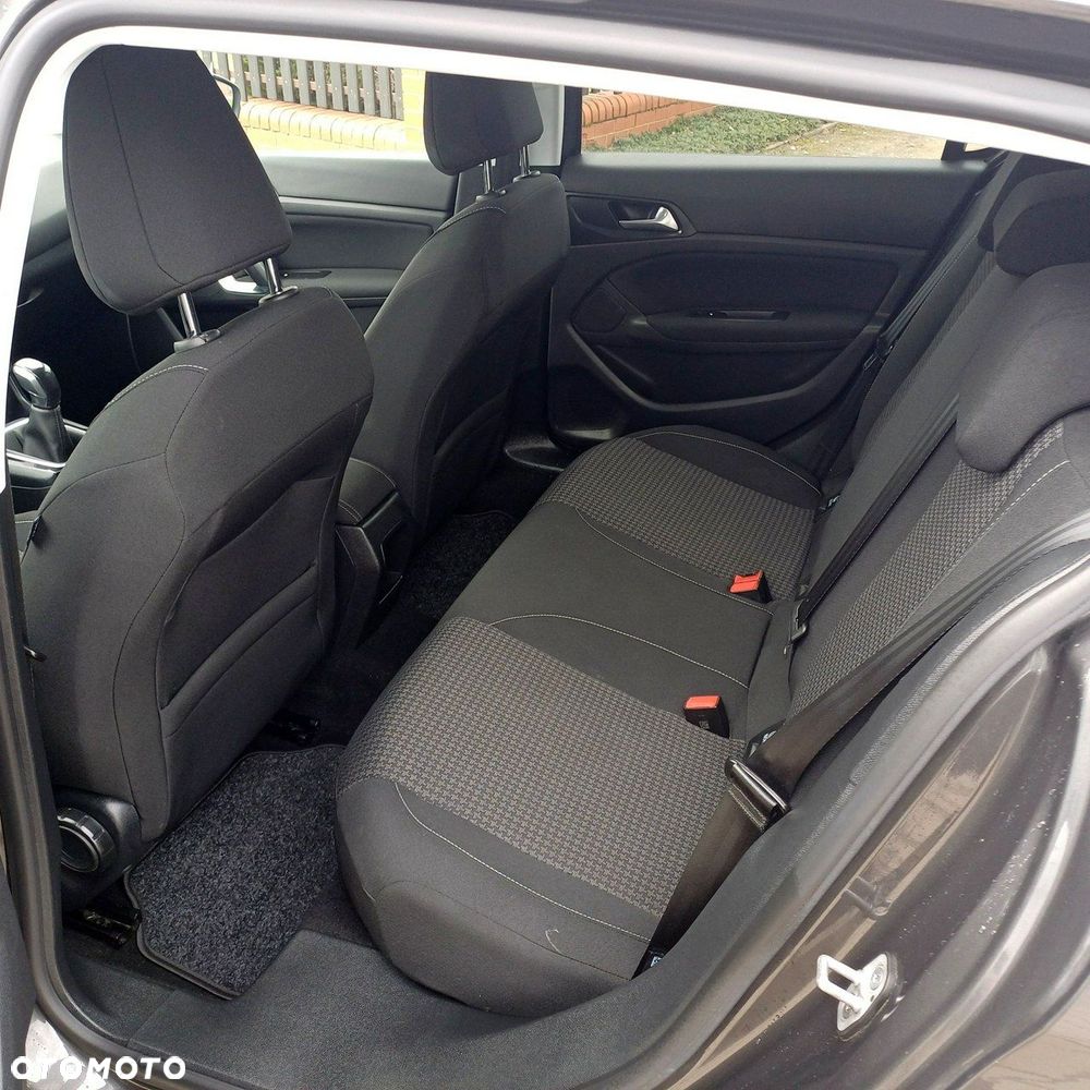 Peugeot 308 - 6