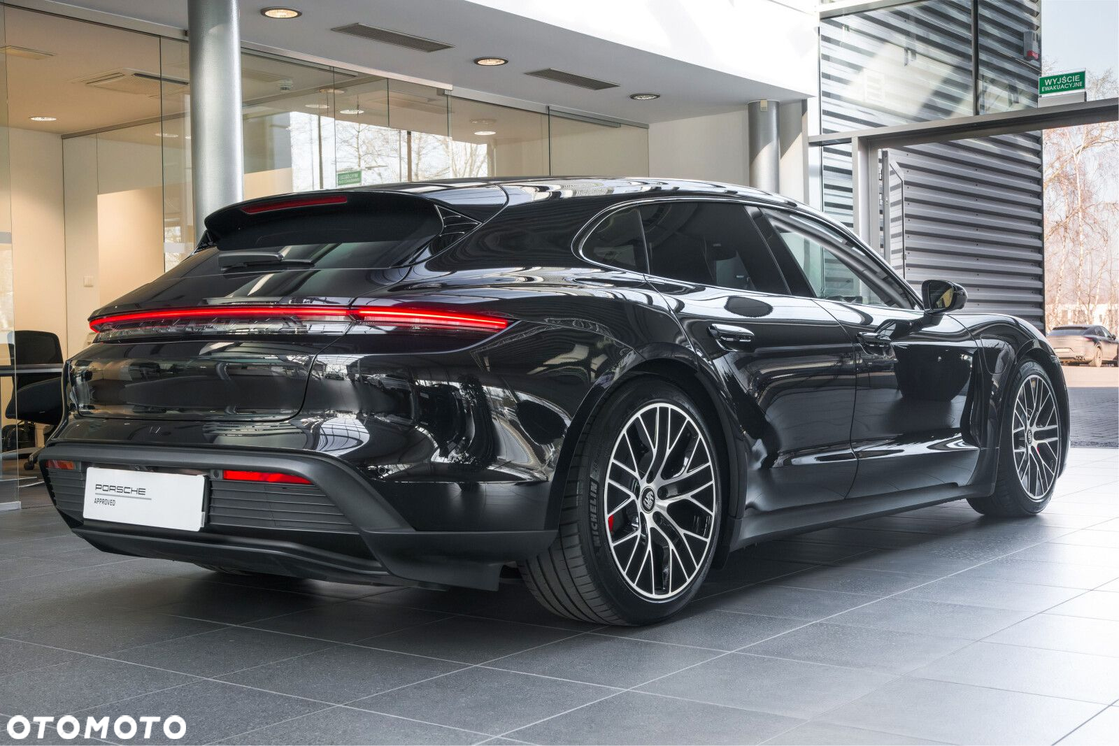 Porsche Taycan 4S Sport Turismo Performance Plus - 3