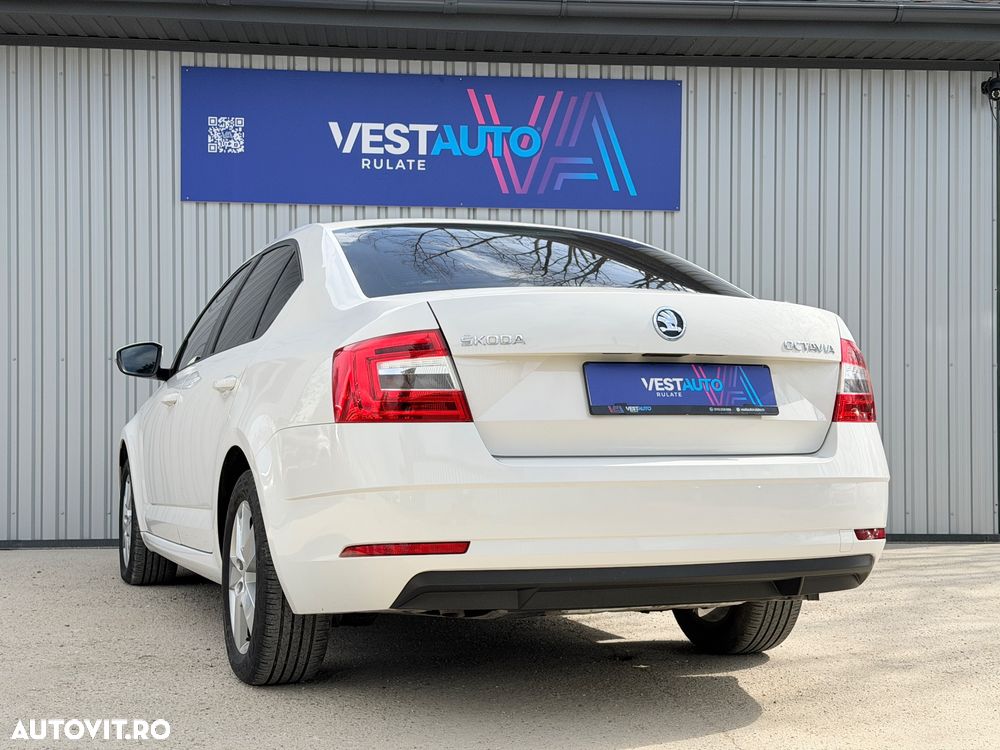 Skoda Octavia 1.6 TDI Active - 4