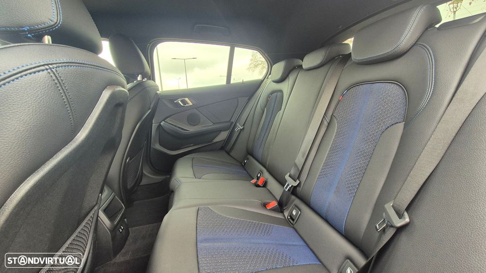 BMW 116 d Pack Desportivo M Auto - 50