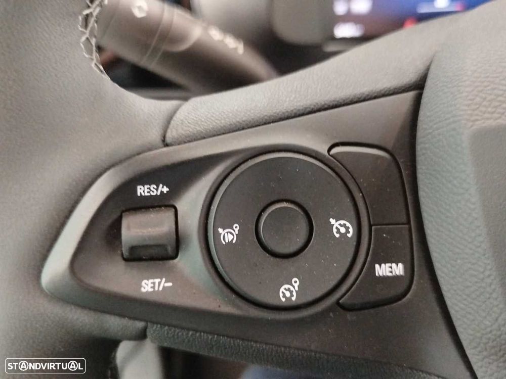 Opel Corsa 1.2 T GS - 18