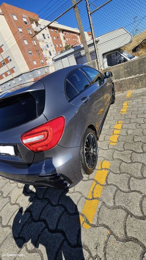 Mercedes-Benz A 200 d AMG Line - 4