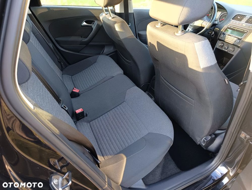 Volkswagen Polo 1.4 16V Comfortline - 13
