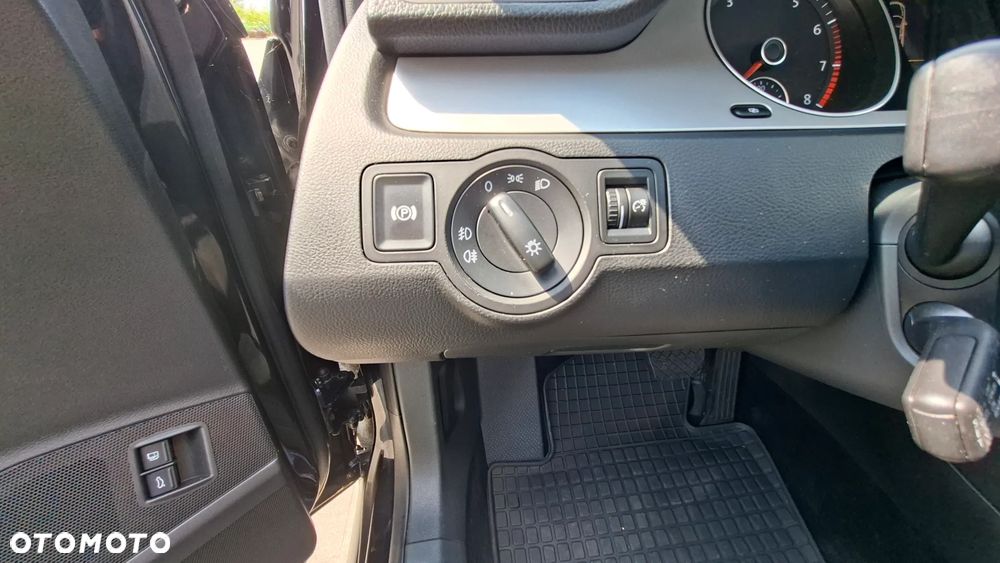 Volkswagen Passat 1.8 TSI Highline DSG - 33