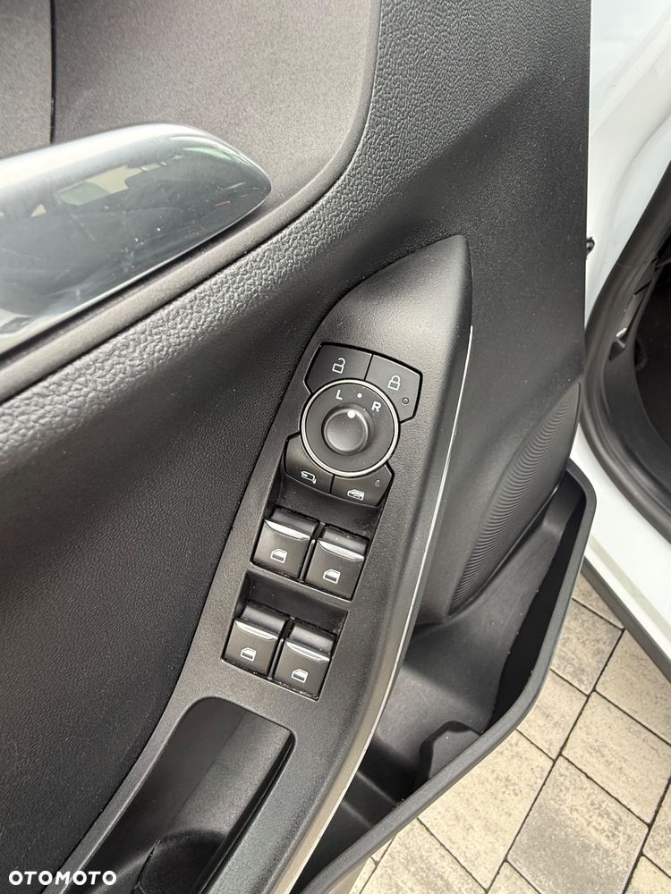 Ford Puma 1.0 EcoBoost mHEV Titanium - 25