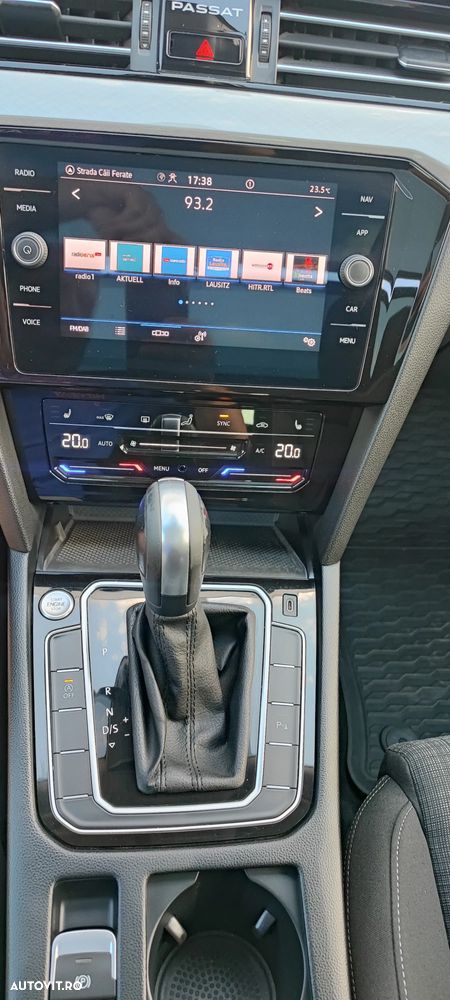 Volkswagen Passat 2.0 TDI SCR DSG Business - 35