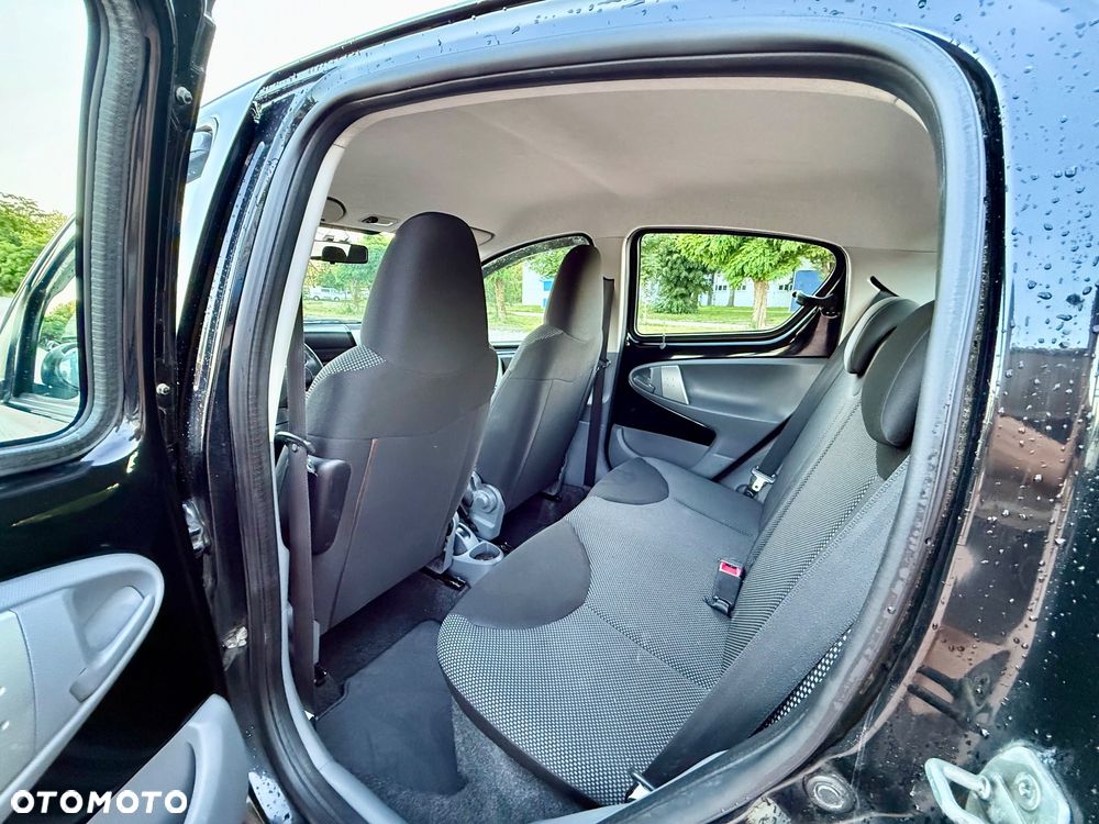 Toyota Aygo 1.0 VVT-i Luna MM A/C - 18