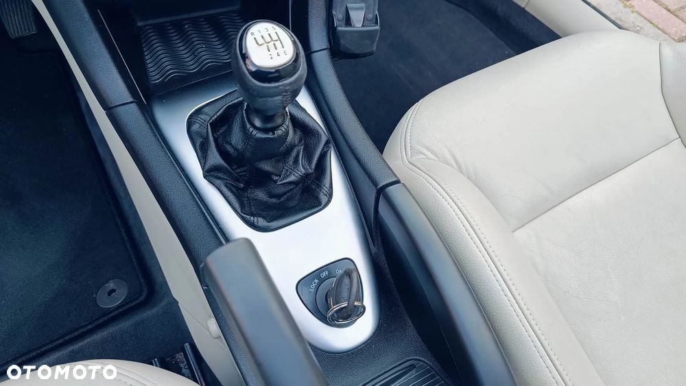 Saab 9-3 1.9 TTiD Cabriolet DPF Vector - 28