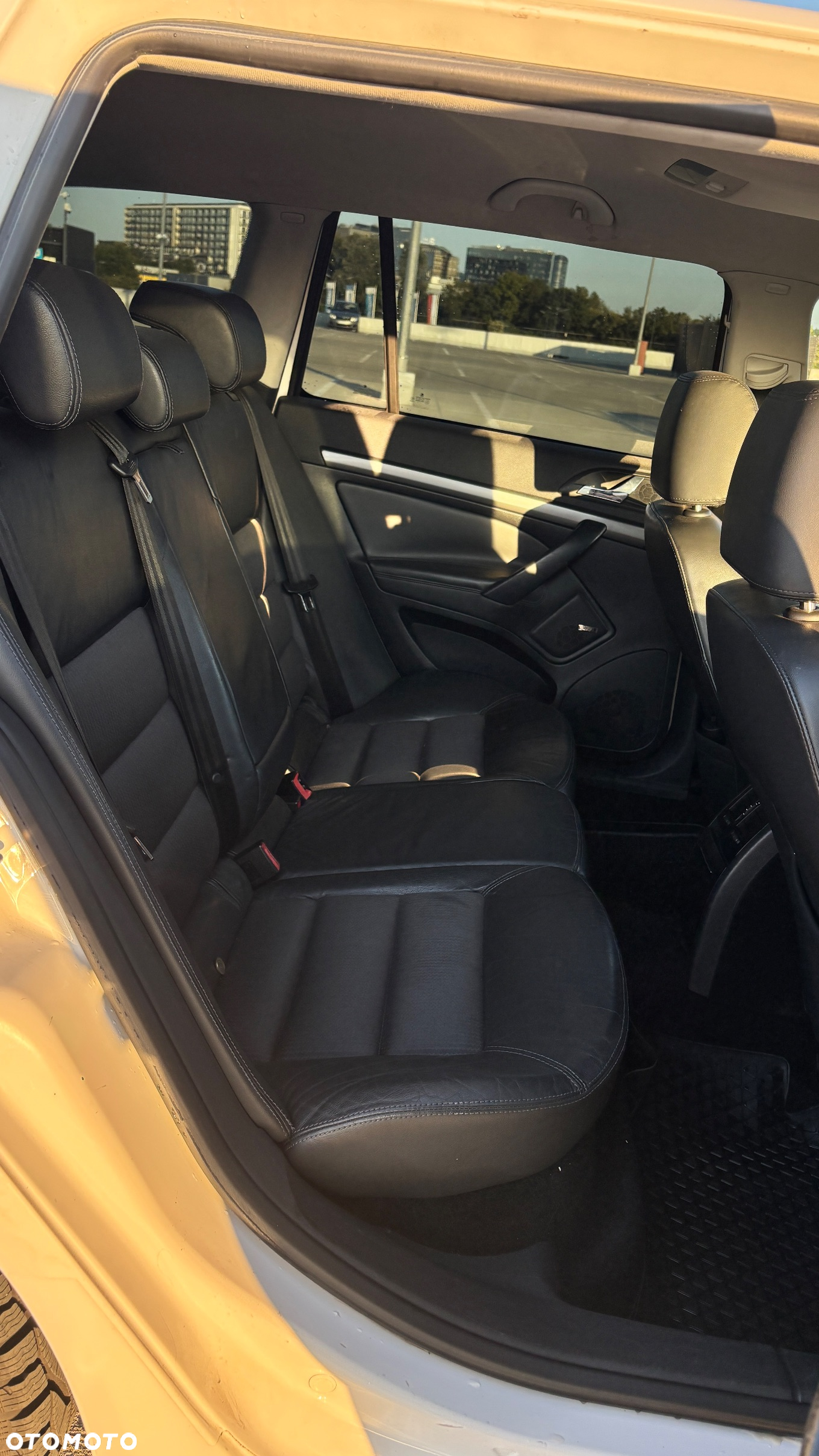 Skoda Octavia 2.0 TDI DPF DSG Elegance - 15