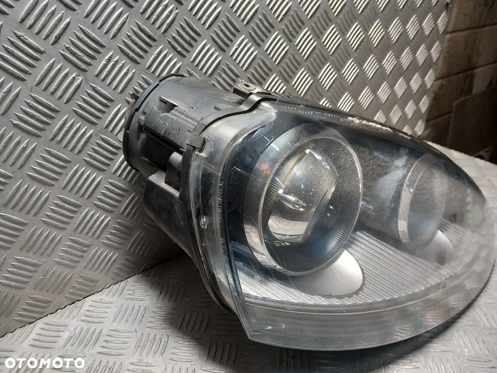 VW GOLF V LAMPA REFLEKTOR PRAWA PRZEDNIA PRAWY PRZÓD XENON - 5
