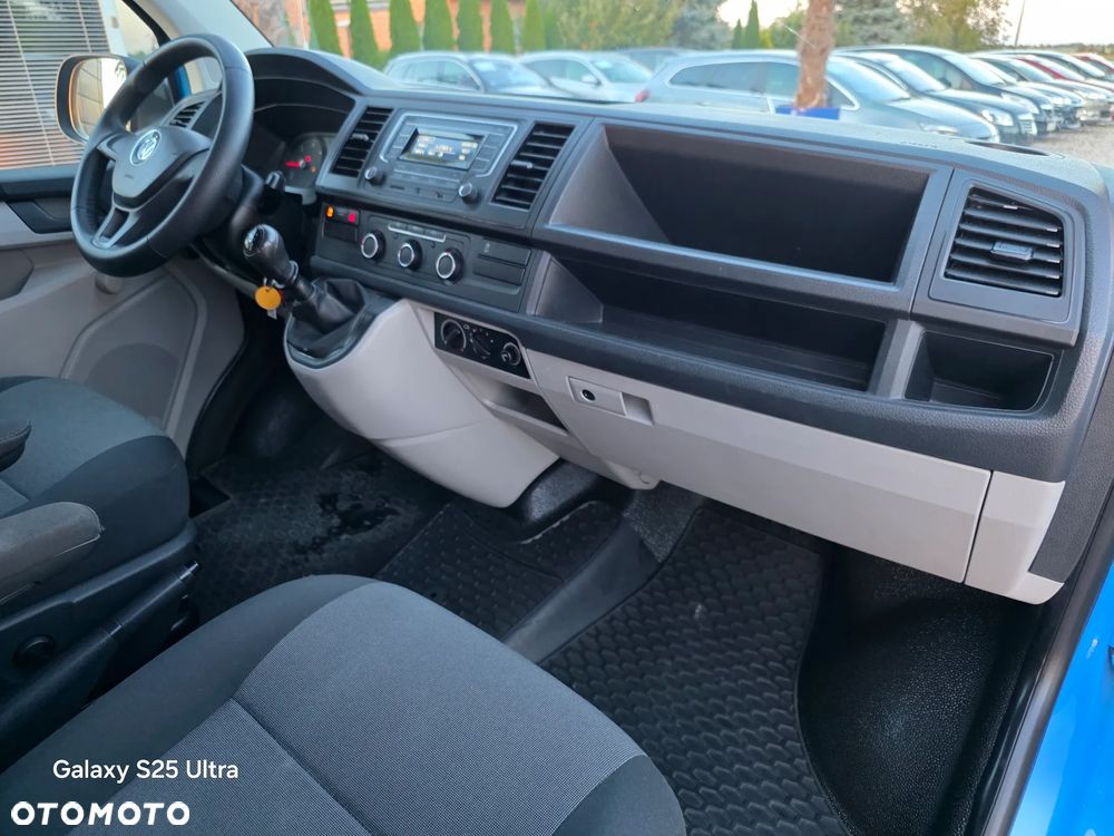 Volkswagen Transporter - 30