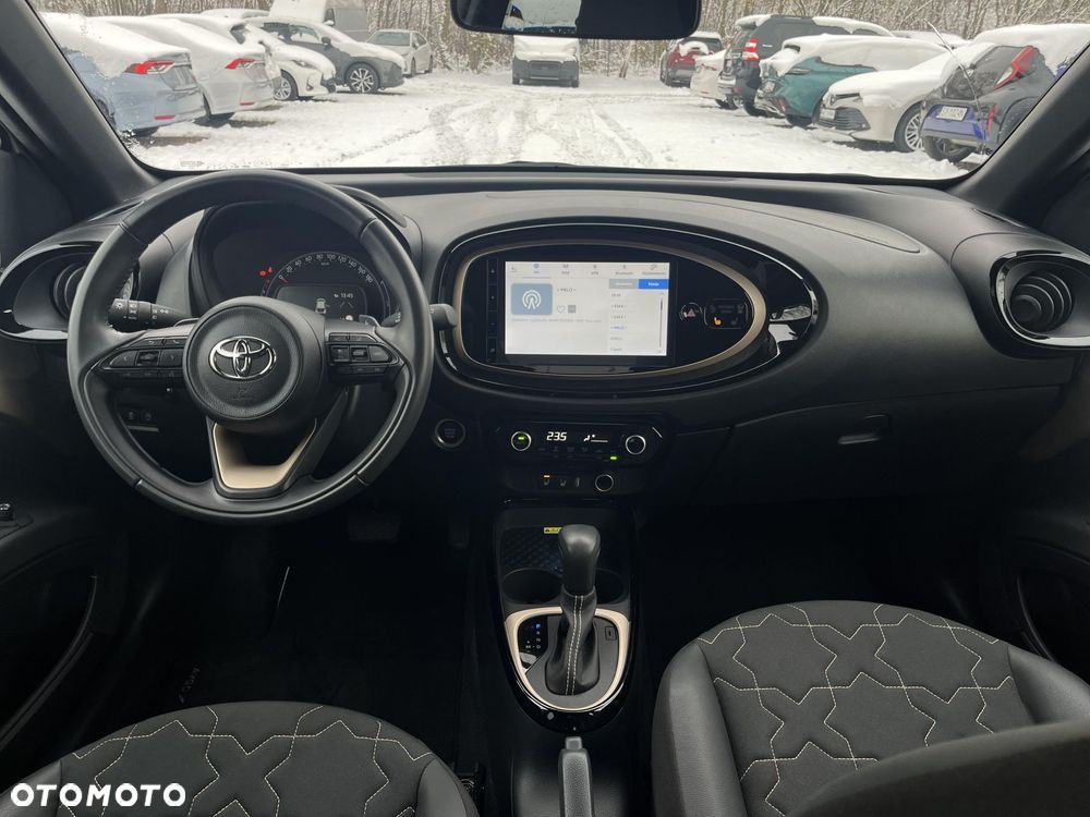Toyota Aygo X 1.0 VVT-i Executive CVT - 6