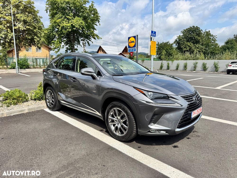 Lexus Seria NX - 4