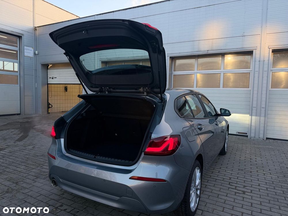BMW Seria 1 118i Advantage - 26